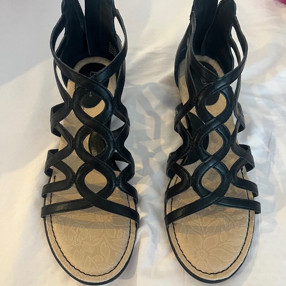 boc Shoes - Like New BOC Sandals
